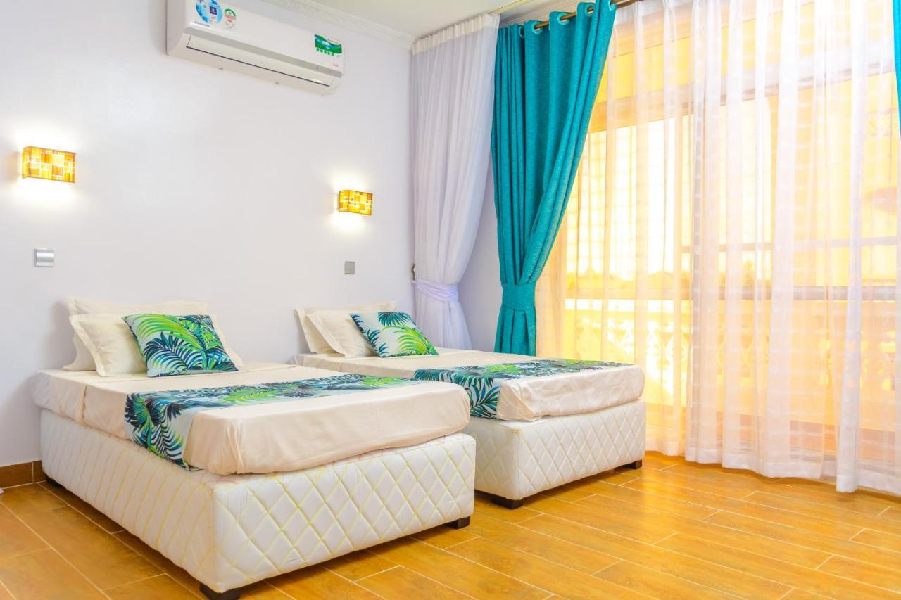 Golden Duranta Villas Ukunda Ngoại thất bức ảnh