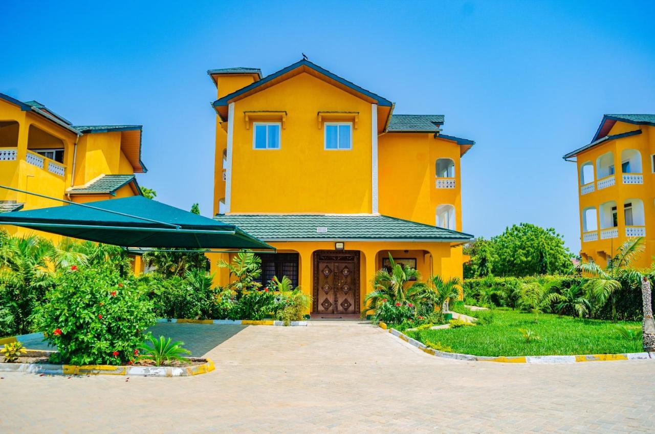 Golden Duranta Villas Ukunda Ngoại thất bức ảnh